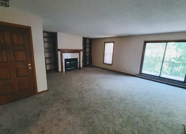Property at 737 Larpenteur Ave E Unit 737G, Saint Paul, MN, 55117, 2 beds, 1 bath, [object Object]