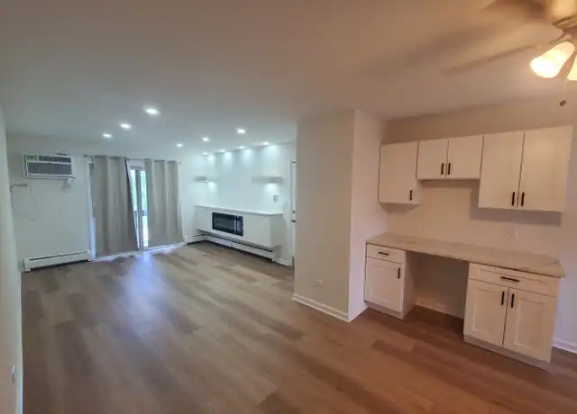 Property at 8310 Woodland Dr Unit F, Darien, IL, 60561, 2 beds, 1 bath, [object Object]