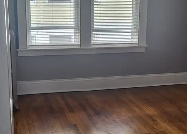 Property at 29 Crosby St, West Hartford, CT, 06119, 2 beds, 1 bath, [object Object]
