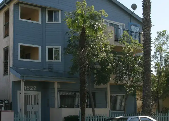 Property at 1622 Junipero Ave Unit 03, Long Beach, CA, 90804, 2 beds, 2 baths, [object Object]