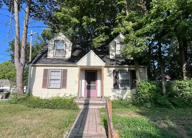 Property at 729 N Grant St, West Lafayette, IN, 47906, 3 beds, 2 baths, [object Object]