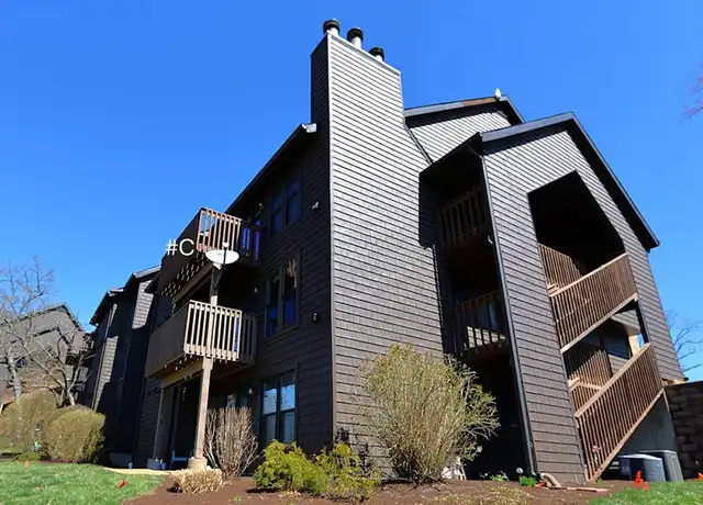 Property at 5101 Hollow Wood Ct, Saint Louis, MO, 63128, 2 beds, 2 baths, [object Object]