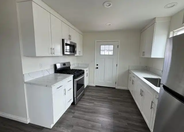 Property at 8925 Cottonwood Ave, Santee, CA, 92071, 2 beds, 1 bath, [object Object]