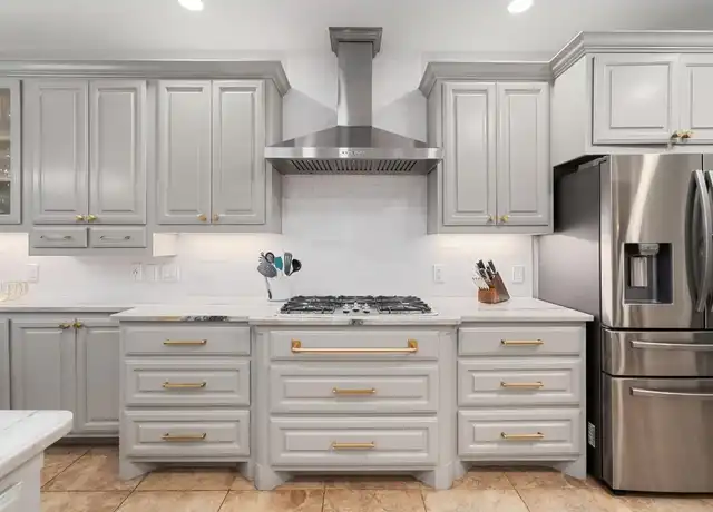 Property at 5900 Cartwright Cv, Austin, TX, 78731, 4 beds, 2 baths, [object Object]