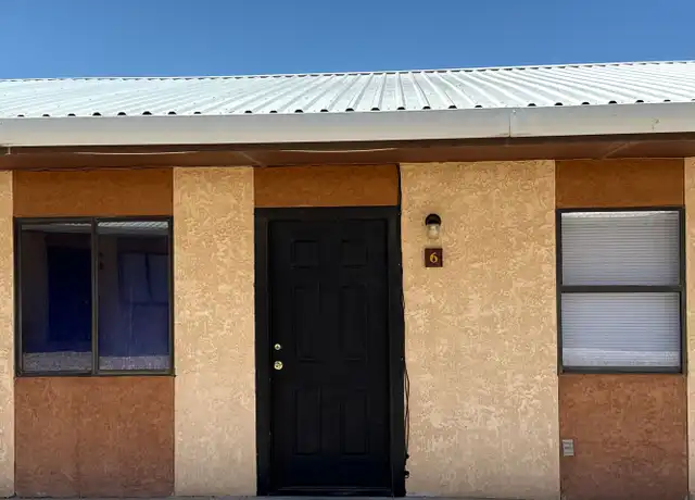 Property at 1015 W University Dr Apt 6, Portales, NM, 88130, 2 beds, 1 bath, [object Object]