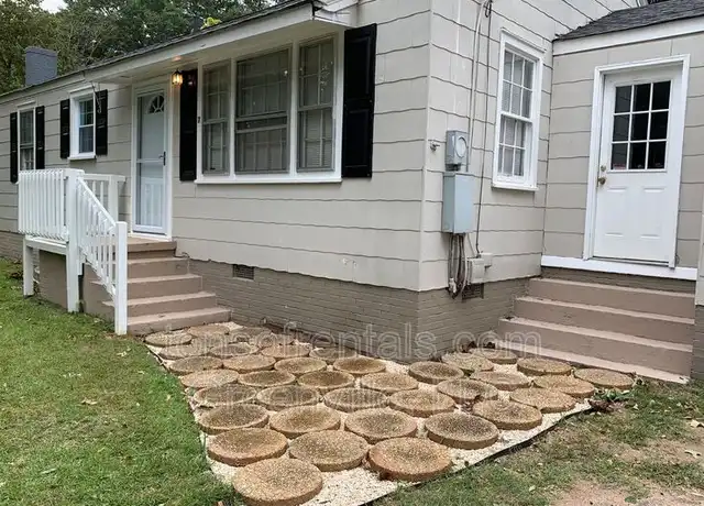 Property at 7 Phoenix Ave, Greenville, SC, 29605, 3 beds, 1 bath, [object Object]
