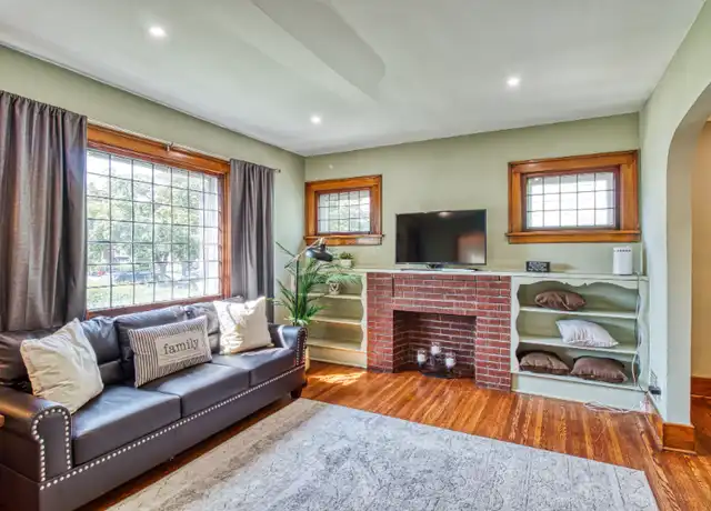 Property at 237 W Girard Blvd, Buffalo, NY, 14217, 4 beds, 1.5 baths, [object Object]