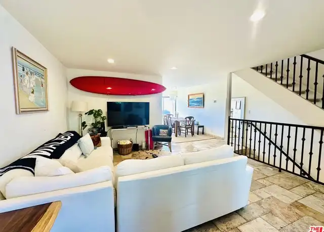 Property at 29239 Heathercliff Rd #3, Malibu, CA, 90265, 2 beds, 2 baths, [object Object]