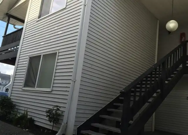 Property at 4841 Pacific Ave Unit 4, Tacoma, WA, 98408, 2 beds, 1 bath, [object Object]