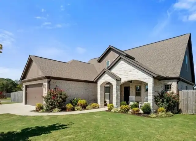 Property at 910 Hancock St, Prairie Grove, AR, 72753, 3 beds, 3 baths, [object Object]