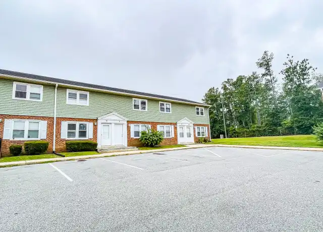 Property at 2113 Grand Prix Dr Unit 2113-O, Fayetteville, NC, 28303, 2 beds, 1.5 baths, [object Object]