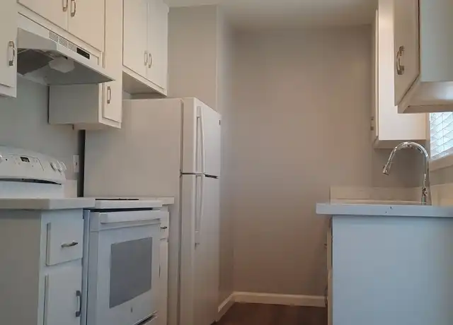 Property at 180 San Tomas Aquino Rd Unit 180-14, Campbell, CA, 95008, 1 bed, 1 bath, [object Object]