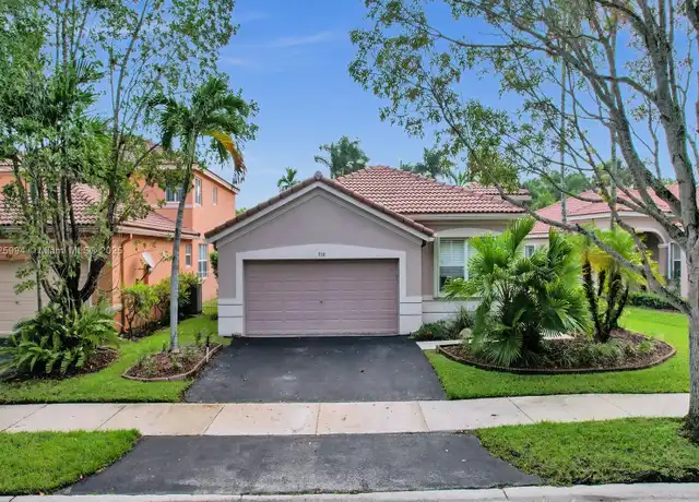 Property at 938 Bluewood Ter, Weston, FL, 33327, 3 beds, 2 baths, [object Object]