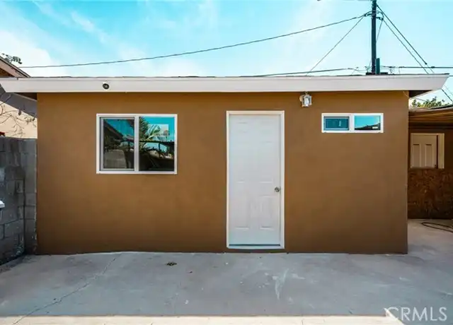 Property at 825 S Shelton St Unit A, Santa Ana, CA, 92703, 1 bed, 1 bath, [object Object]