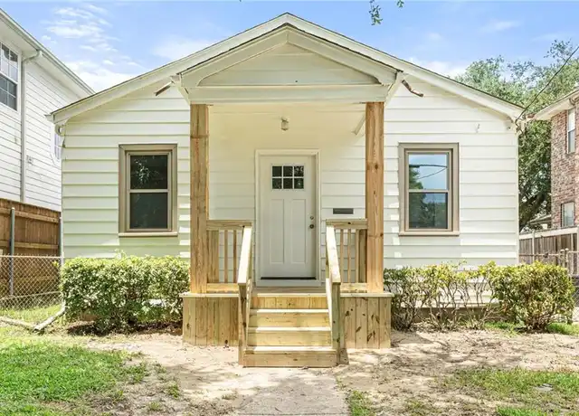Property at 608 Metairie Lawn Dr, Metairie, LA, 70001, 3 beds, 1 bath, [object Object]