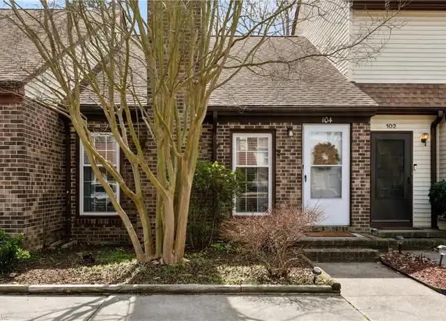 Property at 104 Tidal Dr, Newport News, VA, 23606, 2 beds, 2 baths, [object Object]