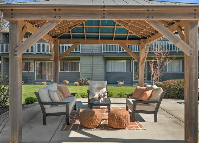 Property at Wickshire West Apartments - 1035 S Whitman St, Tacoma, WA, 98465, 1-2 bed, 1-2 bath, [object Object]