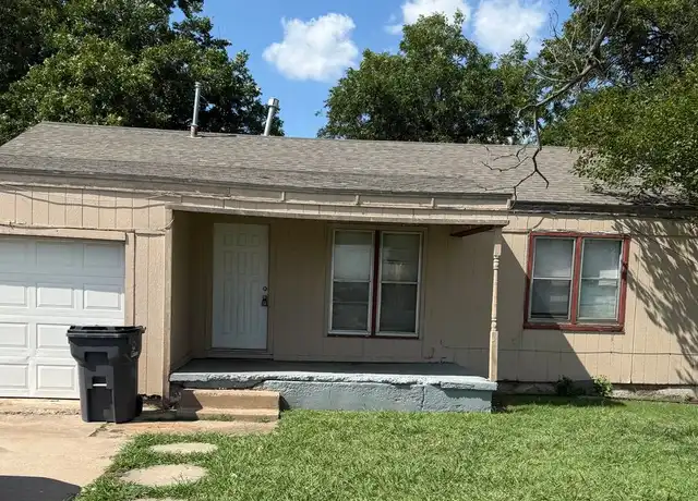 Property at 2125 NW Lake Ave, Lawton, OK, 73507, 2 beds, 1 bath, [object Object]