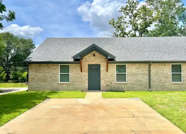 Property at 1417 E Earle St Unit 104, Tyler, TX, 75702, 2 beds, 2 baths, [object Object]