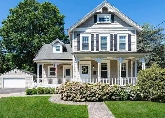 Property at 21 Franklin Ave, Glen Cove, NY, 11542, 3 beds, 2 baths, [object Object]