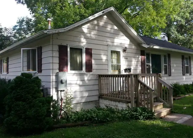 Property at 2104 Iowa St, Cedar Falls, IA, 50613, 3 beds, 1.5 baths, [object Object]