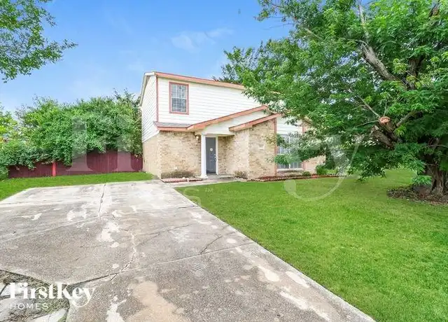 Property at 501 Curts Dr, Grand Prairie, TX, 75052, 3 beds, 2 baths, [object Object]