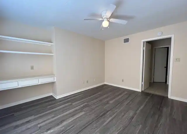 Property at 2626 Holly Hall St #1011, Houston, TX, 77054, 1 bed, 1 bath, [object Object]