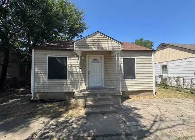 Property at 4020 Lisbon St, Fort Worth, TX, 76107, 2 beds, 1 bath, [object Object]