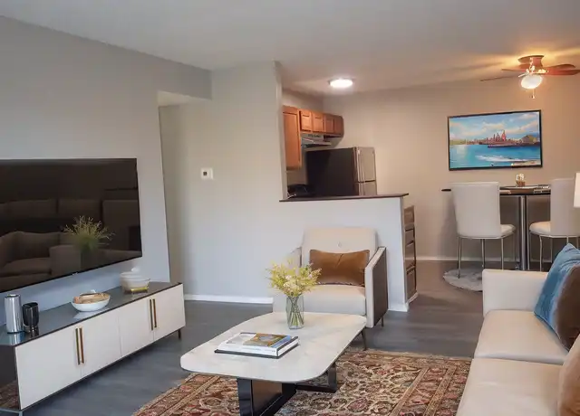 Property at 304 Donner Pass Unit B, St Peters, MO, 63376, 1 bed, 1 bath, [object Object]