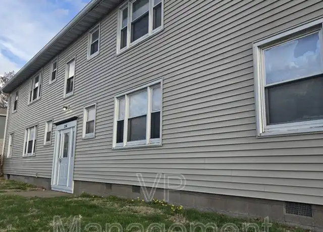 Property at 418 23rd St Unit 4, Bettendorf, IA, 52722, 1 bed, 1 bath, [object Object]