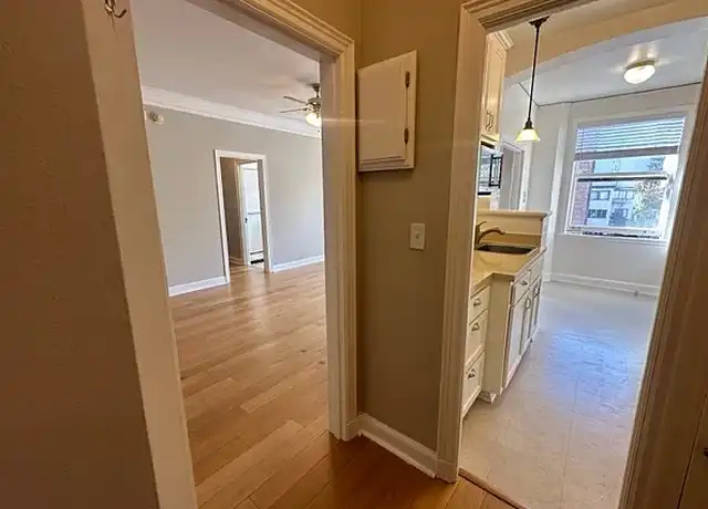 Property at The Lake Merritt Apartments - 1800 Madison St, Oakland, CA, 94612, 0-1 beds, 1 bath, [object Object]