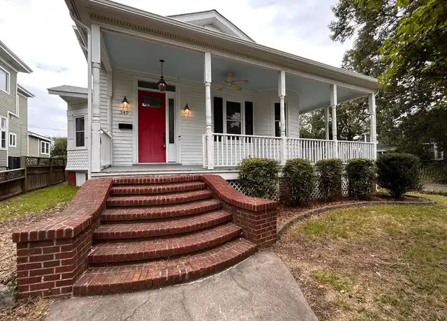 Property at 349 W Pembroke Ave, Hampton, VA, 23669, 2 beds, 1 bath, [object Object]