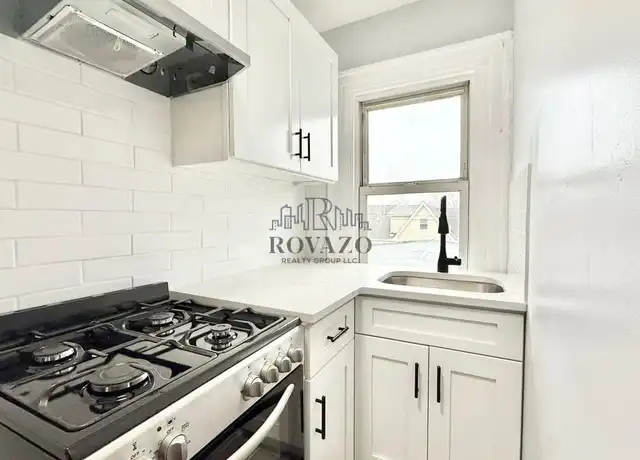 Property at 192 Goldsmith Ave Unit 3C, Newark, NJ, 07112, 2 beds, 1 bath, [object Object]