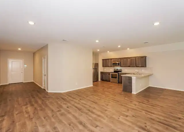 Property at 1526 Woodlake Dr, Waxahachie, TX, 75165, 3 beds, 2 baths, [object Object]