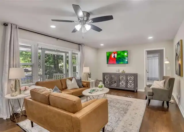 Property at 1386 Sandtown Rd SW, Marietta, GA, 30008, 4 beds, 3 baths, [object Object]
