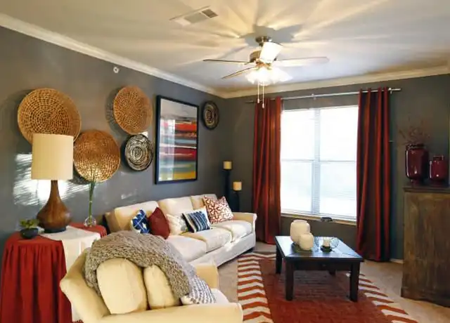Property at 6010 S Westmoreland Rd Unit 2015, Dallas, TX, 75237, 2 beds, 2 baths, [object Object]