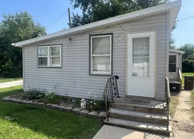 Property at 1224 N Cedar Rd Unit 2, New Lenox, IL, 60451, 2 beds, 1 bath, [object Object]