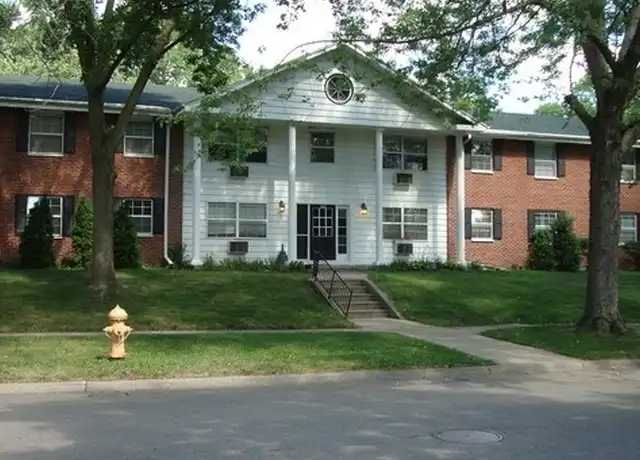 Property at 309 E Memorial Dr Unit 209, Janesville, WI, 53545, 1 bed, 1 bath, [object Object]