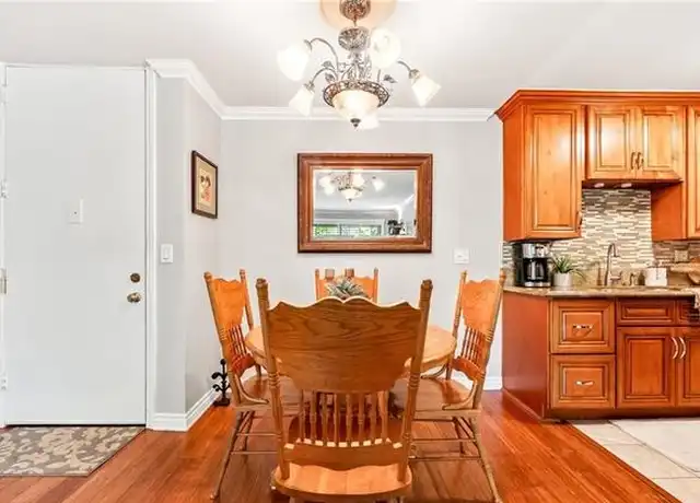Property at 576 N Bellflower Blvd #203, Long Beach, CA, 90814, 1 bed, 1 bath, [object Object]