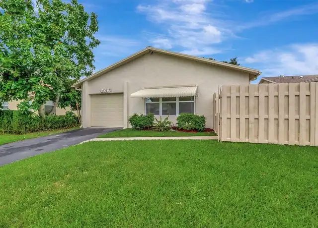 Property at 5846 Mirror Lakes Blvd, Boynton Beach, FL, 33472, 2 beds, 2 baths, [object Object]