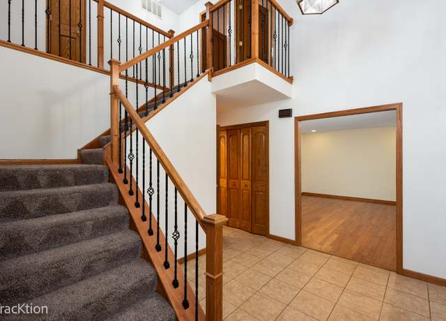 Photo of 24200 W Deer Ridge Ln, Antioch, IL 60002