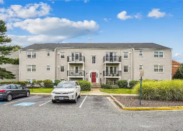 Property at 9495 Fairfax Blvd, Fairfax, VA, 22031, 1 bed, 1 bath, [object Object]
