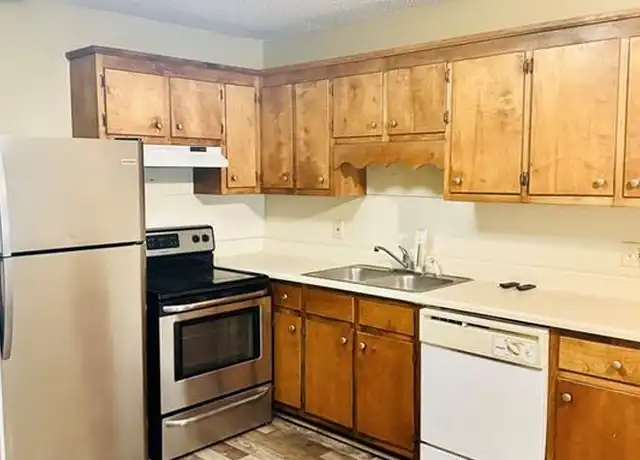 Property at 124 Evergreen Trl SE Unit B, Cartersville, GA, 30121, 2 beds, 1 bath, [object Object]