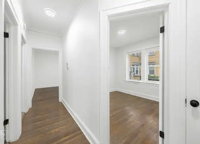 Property at 7801 South Essex Avenue - 7801 S Essex Ave, Chicago, IL, 60649, 2 beds, 1 bath, [object Object]