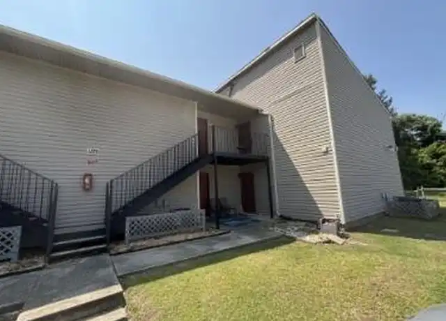 Property at 1123 Southwood Dr #8, Fayetteville, NC, 28304, 2 beds, 2 baths, [object Object]