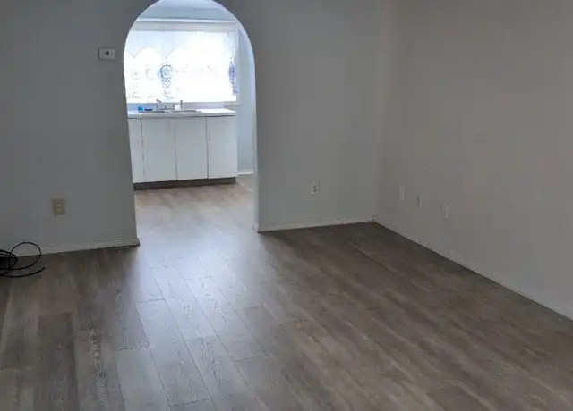 Property at 4171 Linda St, Milton, FL, 32571, 2 beds, 1 bath, [object Object]