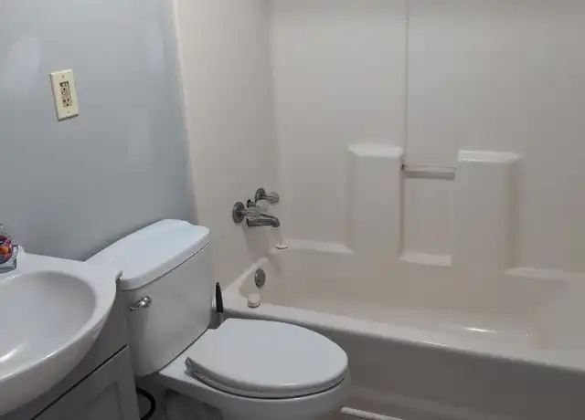Property at 4171 Linda St, Milton, FL, 32571, 2 beds, 1 bath, [object Object]
