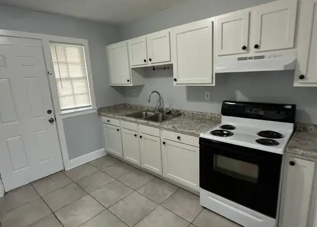 Property at 1978 W 26th St, Jacksonville, FL, 32209, 2 beds, 1 bath, [object Object]