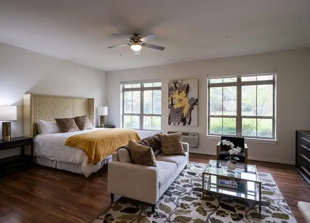 Property at The Quin - 2450 Plum Grove Rd, Schaumburg, IL, 60173, 1-2 bed, 1-3 bath, [object Object]