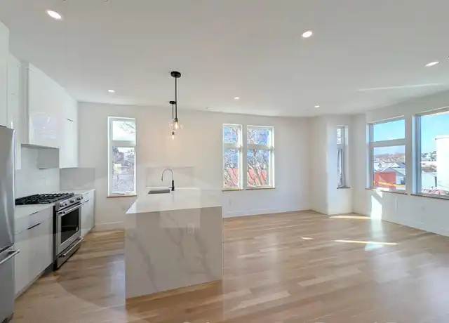 Property at 28 South St #301, Somerville, MA, 02143, 2 beds, 2 baths, [object Object]
